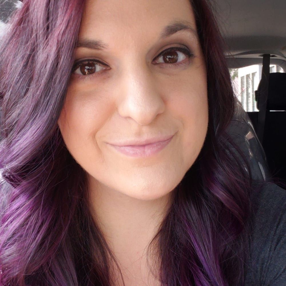 Meet your Posher, Angela